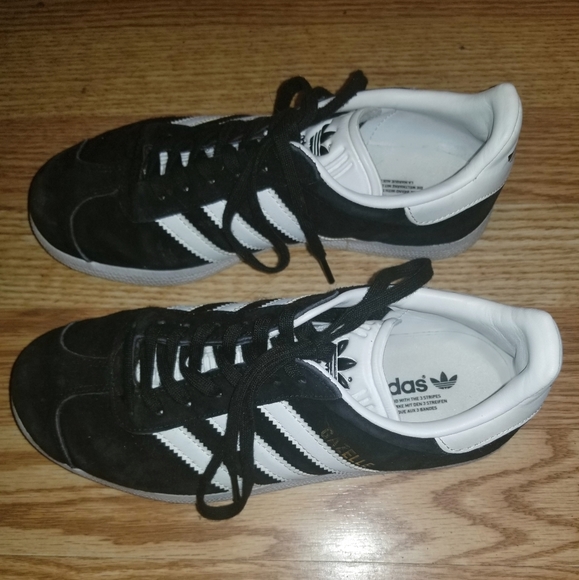 Adidas Gazelle Shoes - Picture 2 of 4